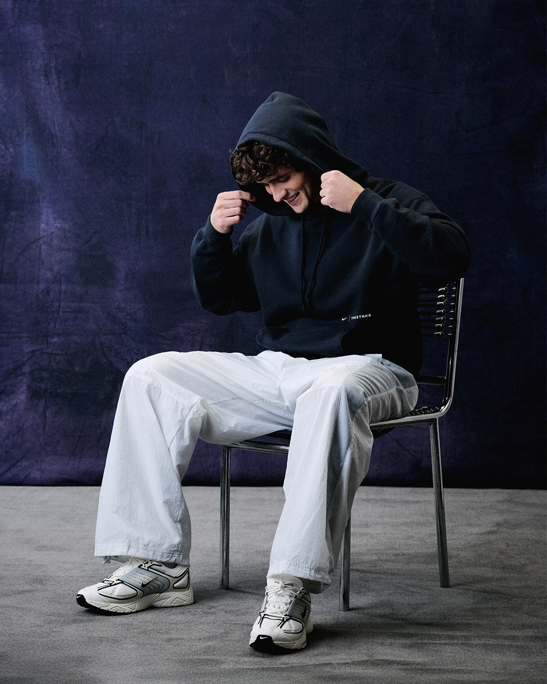 Black Sports™ Women's Watches Everyone ブラック パーカー HOODIE TW TO LISTEN HIIT Hoodie Togethxr – メンズウェア